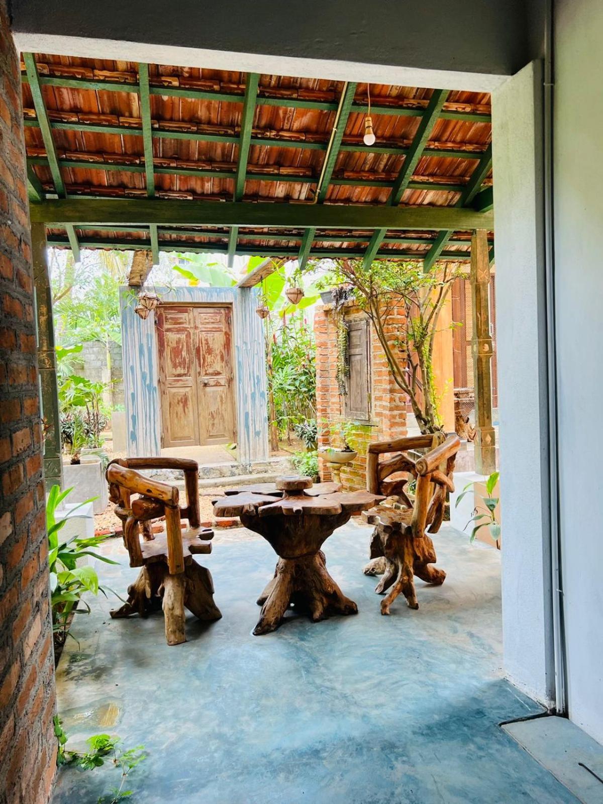 Gomez Place Negombo Esterno foto