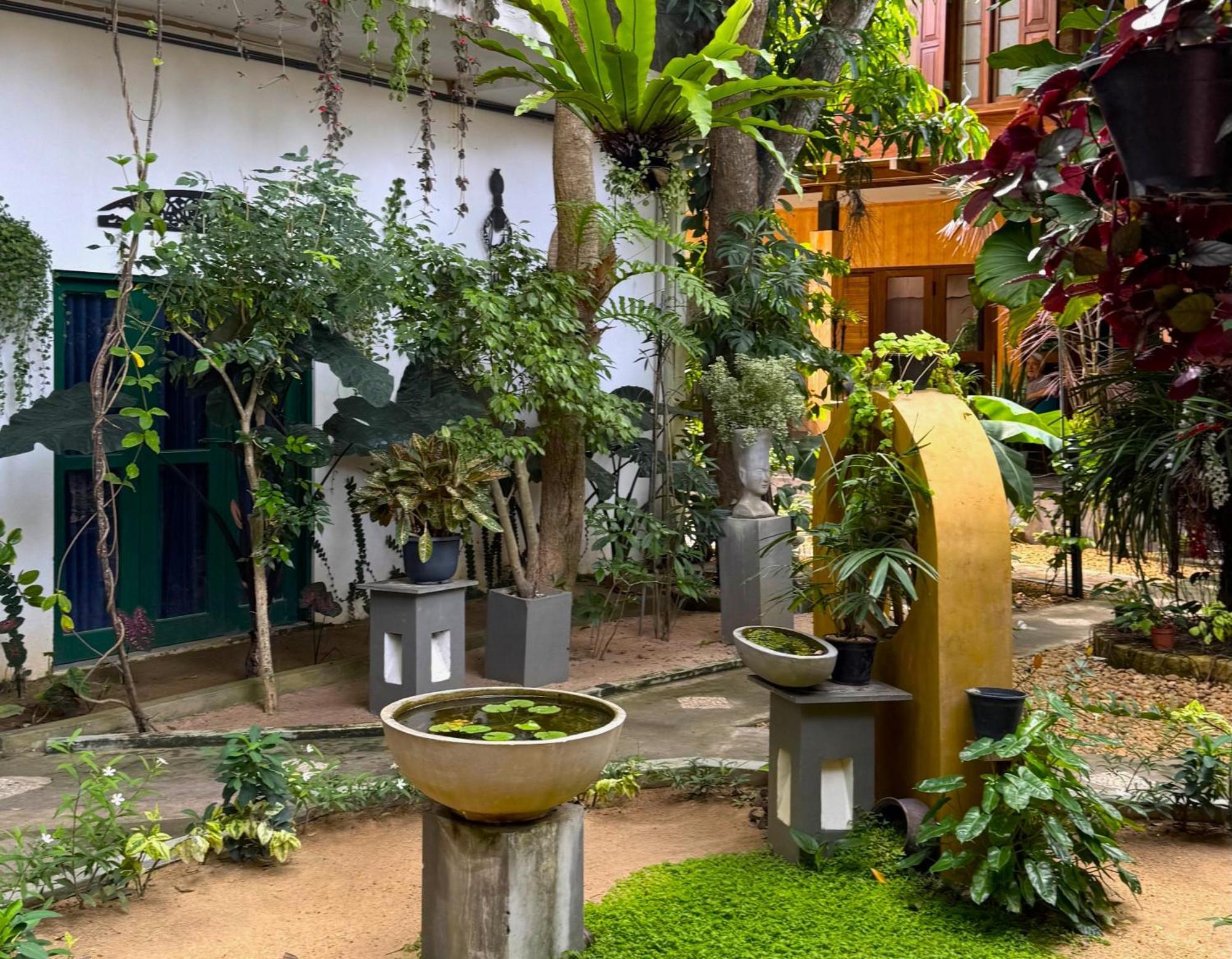 Gomez Place Negombo Esterno foto