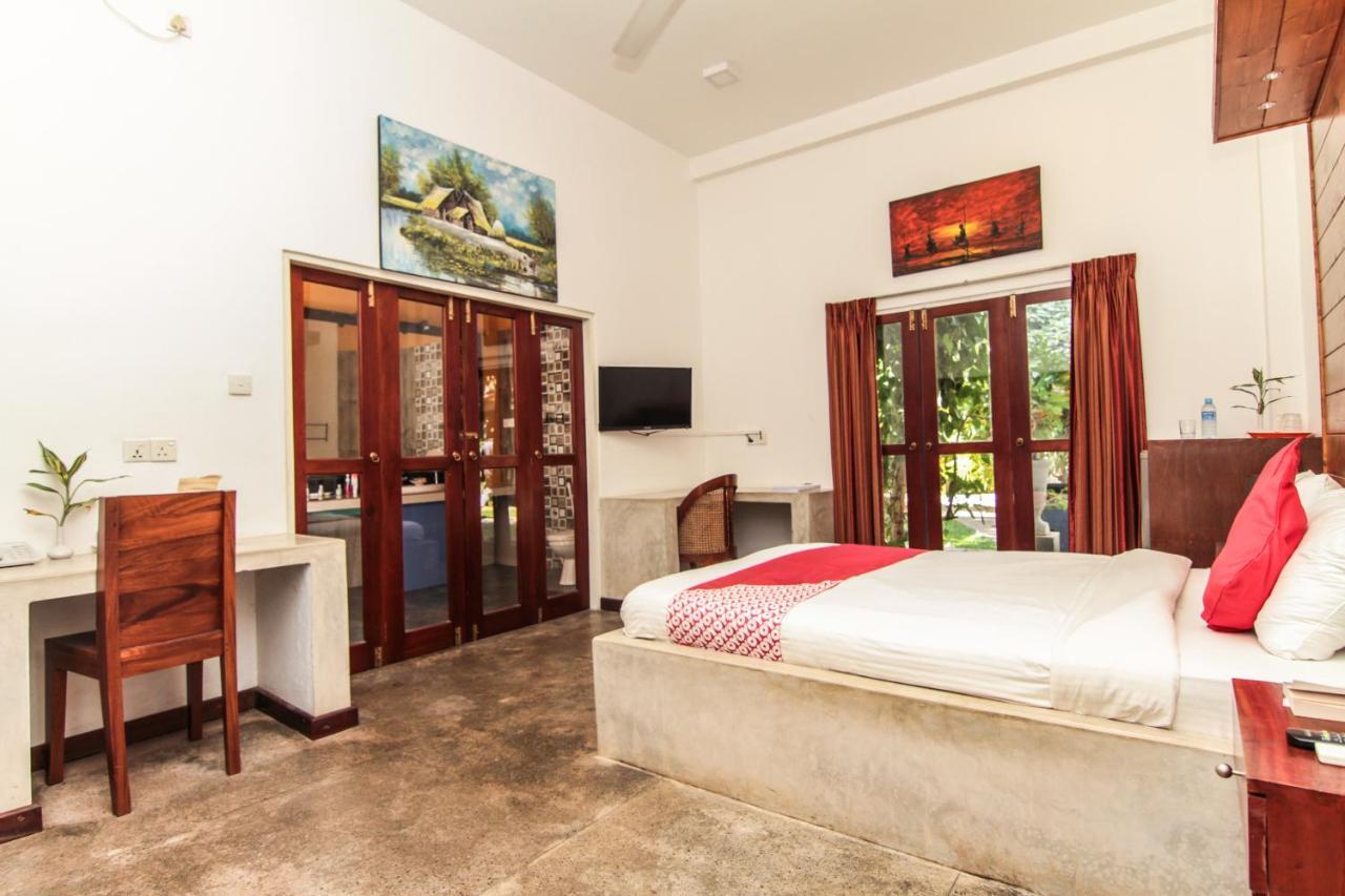 Gomez Place Negombo Esterno foto